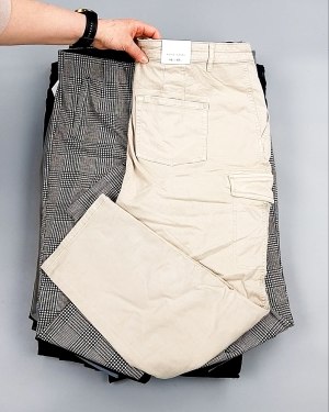 Фотография  969 - Брюки женские лето C&A 025#10 кг, ЛОТ №7895 оптом в Новосибирске и Новосибирской области