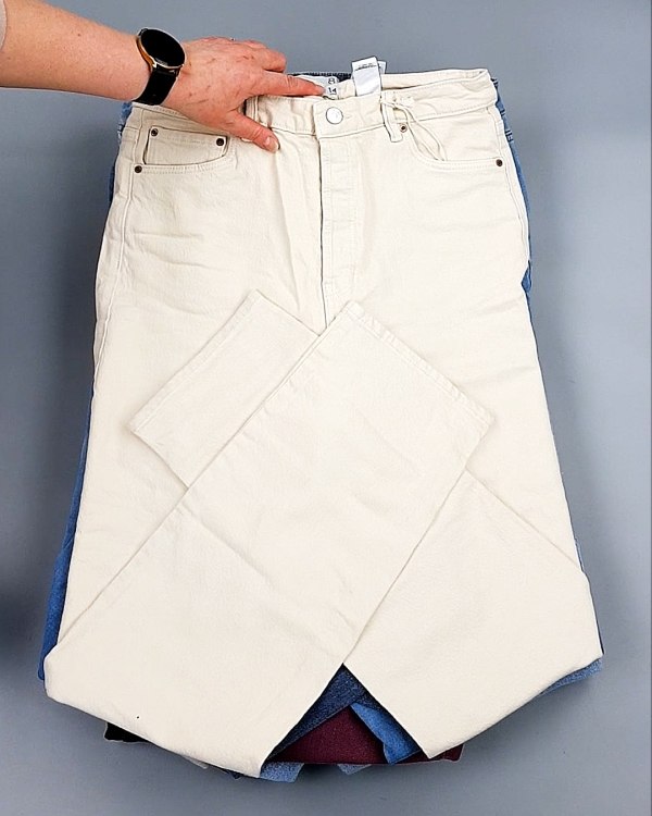 Фотография  270 - Джинсы NEXT Women#10 кг, ЛОТ №8034 оптом в Новосибирске и Новосибирской области