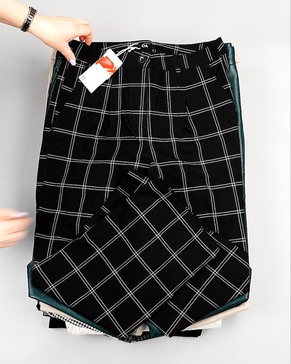 Фотография  916 - Брюки женские зима C&A 025#10 кг, ЛОТ №7911 оптом в Новосибирске и Новосибирской области