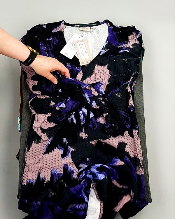 Фотография  962 - Платья Bestseller+DK Summer 035#5 кг, ЛОТ №8058 оптом в Новосибирске и Новосибирской области