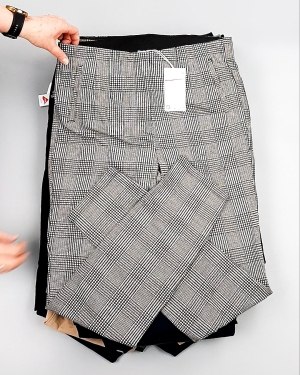 Фотография  174 - Брюки женские лето C&A 025#10 кг оптом в Новосибирске и Новосибирской области