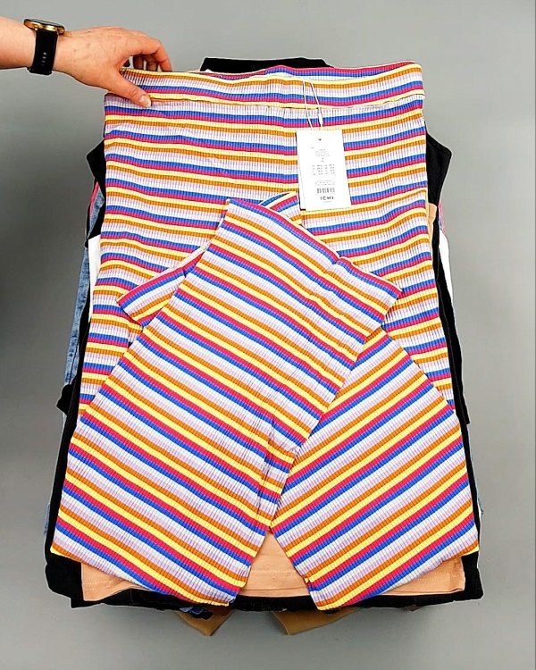 Фотография  644 - ДАНИЯ Summer mix 24#15 кг, ЛОТ №8043 оптом в Новосибирске и Новосибирской области