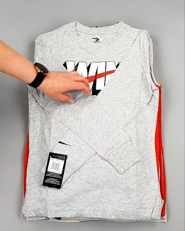 Фотография  131 - Тонковки детские NIKE CAN 084#5 кг, ЛОТ №7971 оптом в Новосибирске и Новосибирской области