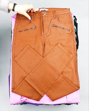 Фотография  951 - B.YOUNG Summer mix 035#15 кг, ЛОТ №8201 оптом в Новосибирске и Новосибирской области