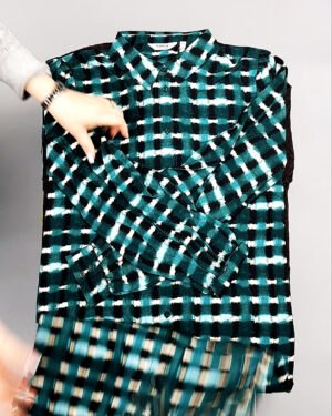 Фотография  493 - B.YOUNG Summer mix 035#15 кг, ЛОТ №8201 оптом в Новосибирске и Новосибирской области