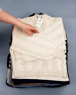 Фотография  607 - Джемпера Bestseller+DK 035#7 кг, ЛОТ №8258 оптом в Новосибирске и Новосибирской области