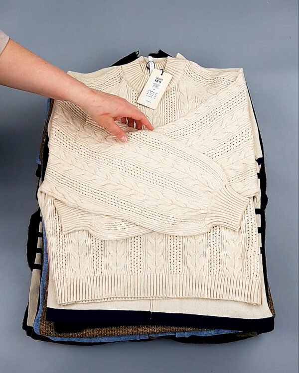 Фотография  757 - Джемпера Bestseller+DK 035#7 кг, ЛОТ №8258 оптом в Новосибирске и Новосибирской области