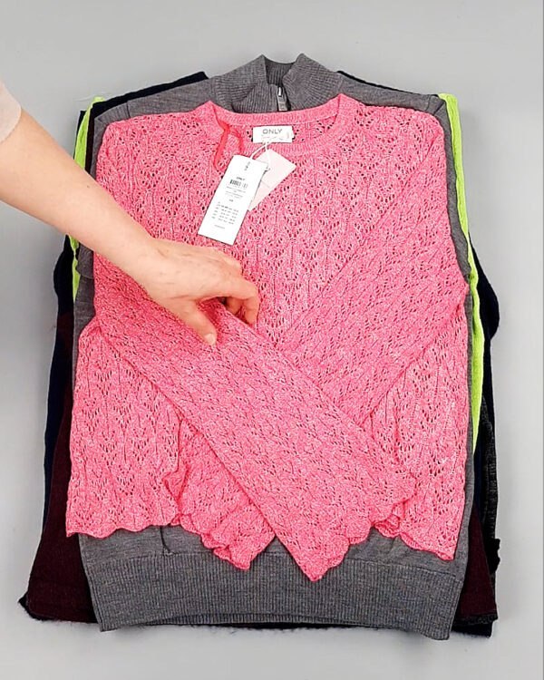 Фотография  403 - Джемпера легкие Bestseller+DK 035#7 кг, ЛОТ №8254 оптом в Новосибирске и Новосибирской области