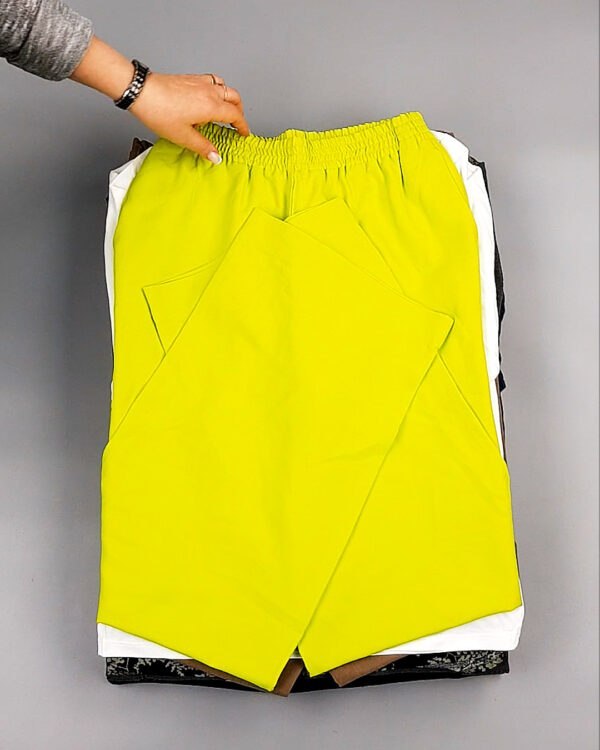 Фотография  392 - Bestseller+DK Summer mix 035#15 кг, ЛОТ №8233 оптом в Новосибирске и Новосибирской области