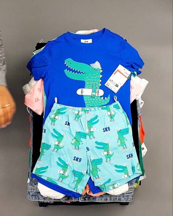 Фотография  941 - C&A детский микс 43#15,35 кг, ЛОТ №8205 оптом в Новосибирске и Новосибирской области