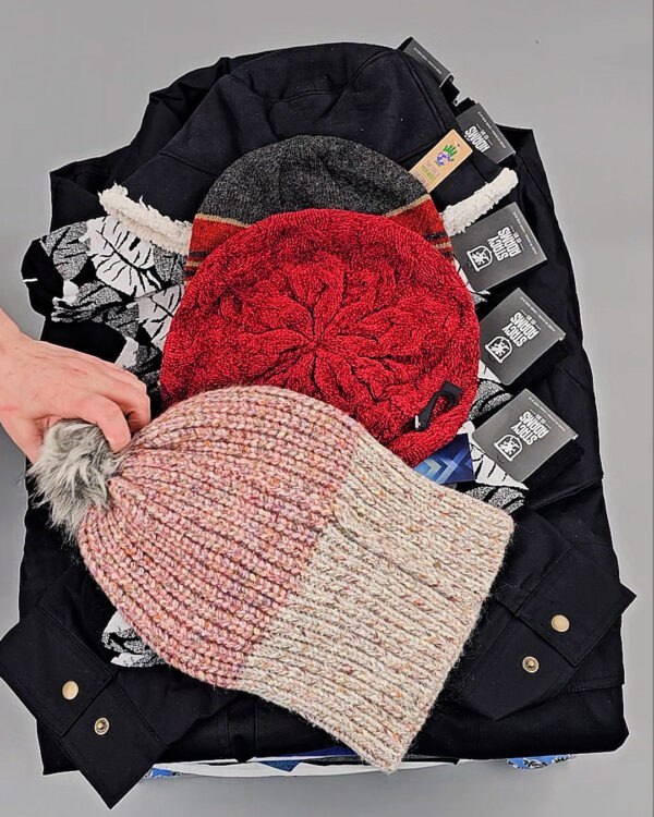 Фотография  877 - CANADA mix 084#50 кг, ЛОТ №8336 оптом в Новосибирске и Новосибирской области