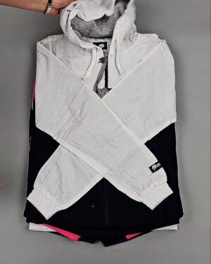 Фотография  702 - Спортивные костюмы  AD83#4 шт, ЛОТ №8637 оптом в Новосибирске и Новосибирской области