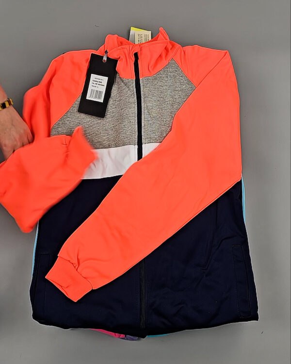 Фотография  358 - Спортивные костюмы  AD83#10 шт, ЛОТ №8640 оптом в Новосибирске и Новосибирской области