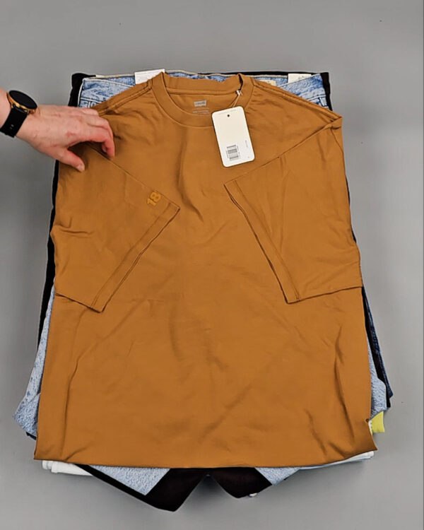 Фотография  744 - Levis mix SW 03#10 кг оптом в Новосибирске и Новосибирской области