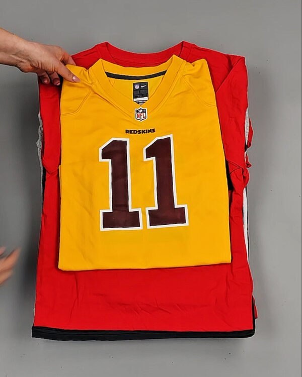 Фотография  500 - KIDS NIKE CAN 084#5 кг, ЛОТ №8478 оптом в Новосибирске и Новосибирской области