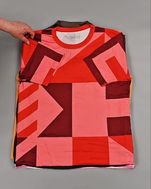 Фотография  175 - Футболки м/ж Cr+Ex#8 кг, ЛОТ № ВК0100 оптом в Новосибирске и Новосибирской области