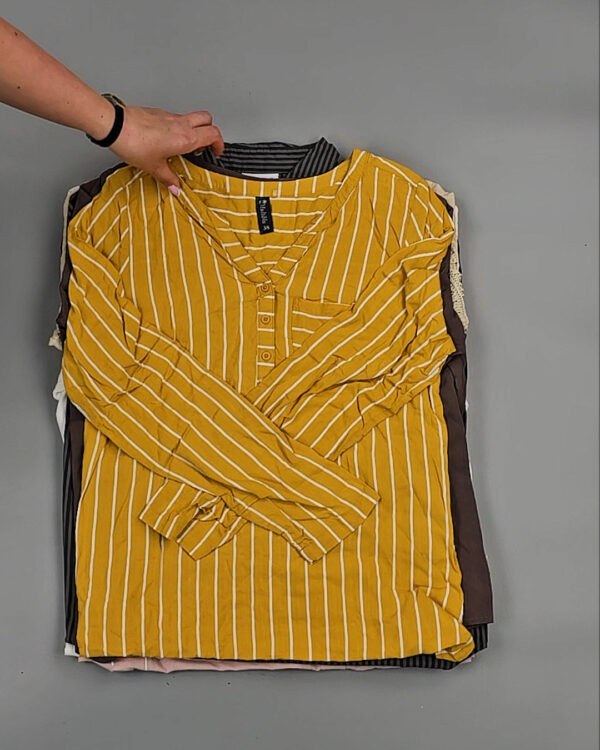 Фотография  301 - Блузки S#10 кг, ЛОТ № ВК0104 оптом в Новосибирске и Новосибирской области