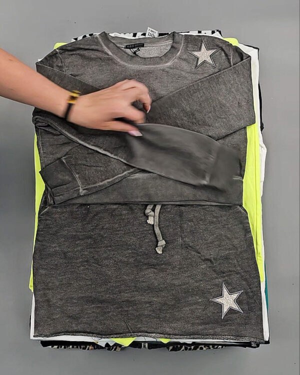 Фотография  683 - CIRCUS mix #12 кг, ЛОТ №8806 оптом в Новосибирске и Новосибирской области