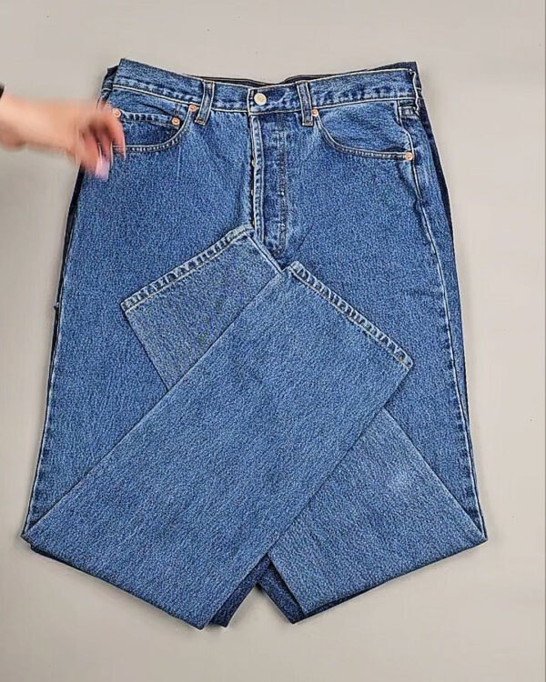 Фотография  629 - Джинсы LEVIS муж #6,3 кг, ЛОТ №8759 оптом в Новосибирске и Новосибирской области