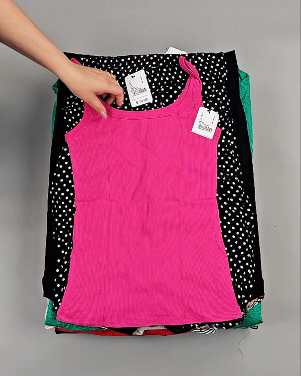 Фотография  732 - CALZEDONIA лето mix#50 шт, ЛОТ №8854 оптом в Новосибирске и Новосибирской области