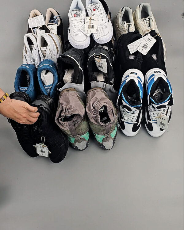 Фотография  721 - Кроссовки Reebok#23 шт, ЛОТ №8897 оптом в Новосибирске и Новосибирской области