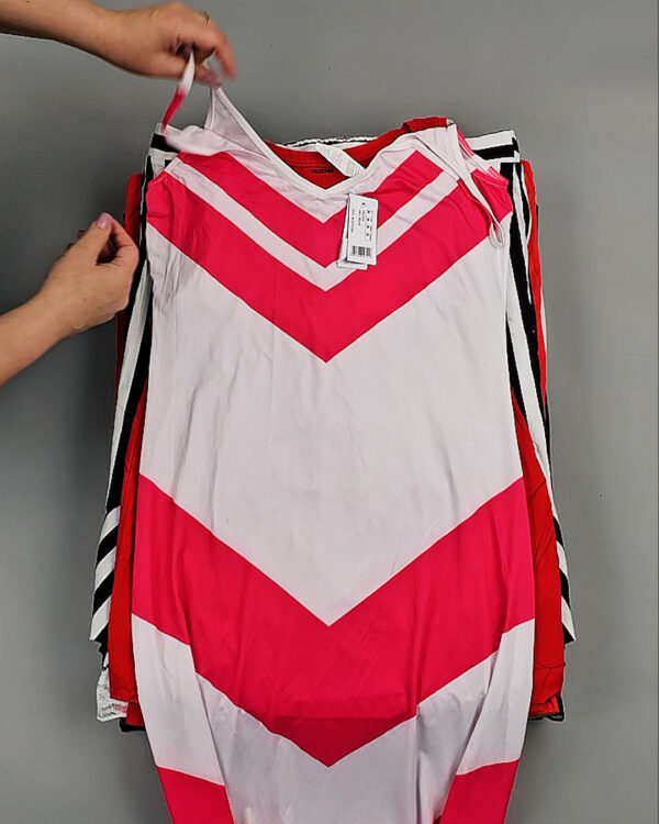 Фотография  788 - CALZEDONIA лето mix#50 шт, ЛОТ №8854 оптом в Новосибирске и Новосибирской области