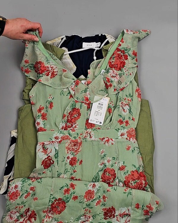 Фотография  972 - Платья VILA Summer 045#5 кг, ЛОТ №8773 оптом в Новосибирске и Новосибирской области