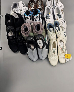 Фотография  880 - Кроссовки Reebok#23 шт, ЛОТ №8896 оптом в Новосибирске и Новосибирской области