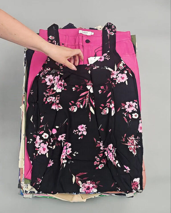 Фотография  618 - B.YOUNG Summer mix 045#17 кг оптом в Новосибирске и Новосибирской области