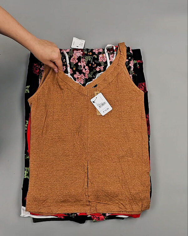 Фотография  890 - CALZEDONIA лето mix#50 шт, ЛОТ №8858 оптом в Новосибирске и Новосибирской области