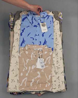 Фотография  841 - B.YOUNG Summer mix 045#17 кг, ЛОТ №8918 оптом в Новосибирске и Новосибирской области