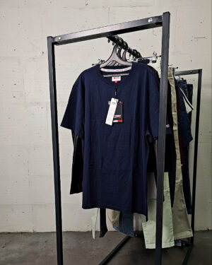 Купить LACOSTE, CALVIN KLEIN, TOMMY HILFIGER, GUESS + 075#19 шт, ЛОТ №9073 оптом в Новосибирске и Новосибирской области