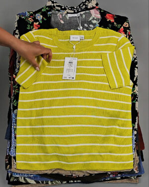 Фотография  925 - Блузки+Джемпера Bestseller Summer 045 B#8,5 кг, ЛОТ №9041 оптом в Новосибирске и Новосибирской области