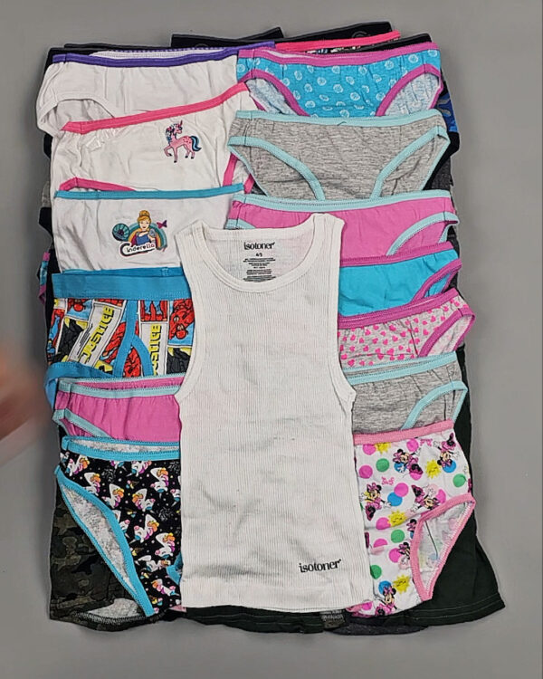 Фотография  833 - Нижнее белье LIDL Kids#2,8 кг, ЛОТ №8960 оптом в Новосибирске и Новосибирской области