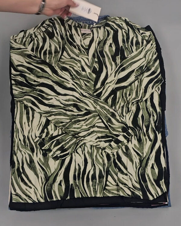 Фотография  767 - CARMACOMA mix 075#25 шт, ЛОТ №9014 оптом в Новосибирске и Новосибирской области