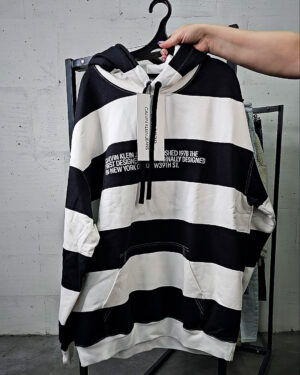 Фотография  847 - LACOSTE, CALVIN KLEIN, TOMMY HILFIGER, GUESS + 075#20 шт, ЛОТ №9072 оптом в Новосибирске и Новосибирской области