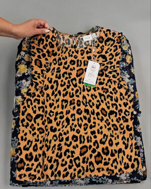 Фотография  248 - Блузки+Джемпера Bestseller Summer 045 B#8,5 кг, ЛОТ №9039 оптом в Новосибирске и Новосибирской области