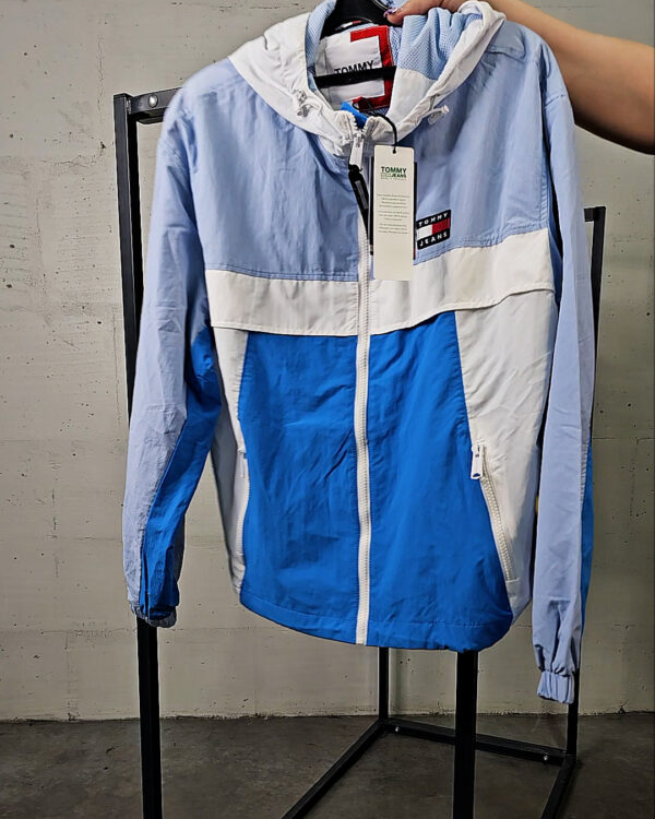 Фотография  202 - LACOSTE, CALVIN KLEIN, TOMMY HILFIGER, GUESS + 075#21 шт, ЛОТ №9077 оптом в Новосибирске и Новосибирской области