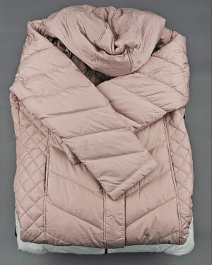 Купить Верхняя одежда женская CAN 104#15 кг, ЛОТ СТ-9349 оптом в Новосибирске и Новосибирской области