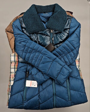 Купить Верхняя одежда женская CAN 104#15 кг, ЛОТ СТ-9352 оптом в Новосибирске и Новосибирской области