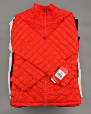 Купить Верхняя одежда женская CAN 104#15 кг, ЛОТ СТ-9353 оптом в Новосибирске и Новосибирской области