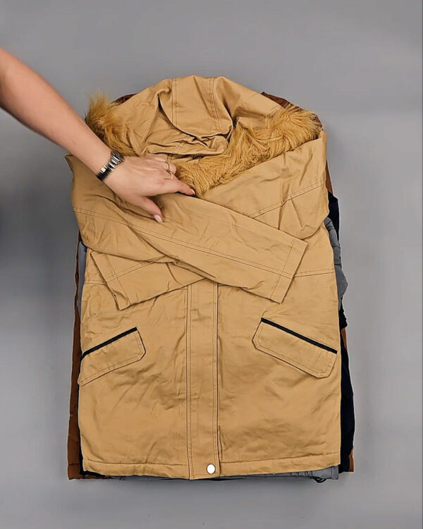 Фотография  226 - Верхняя одежда СТОК дети 065#10 кг, ЛОТ СТ-9342 оптом в Новосибирске и Новосибирской области