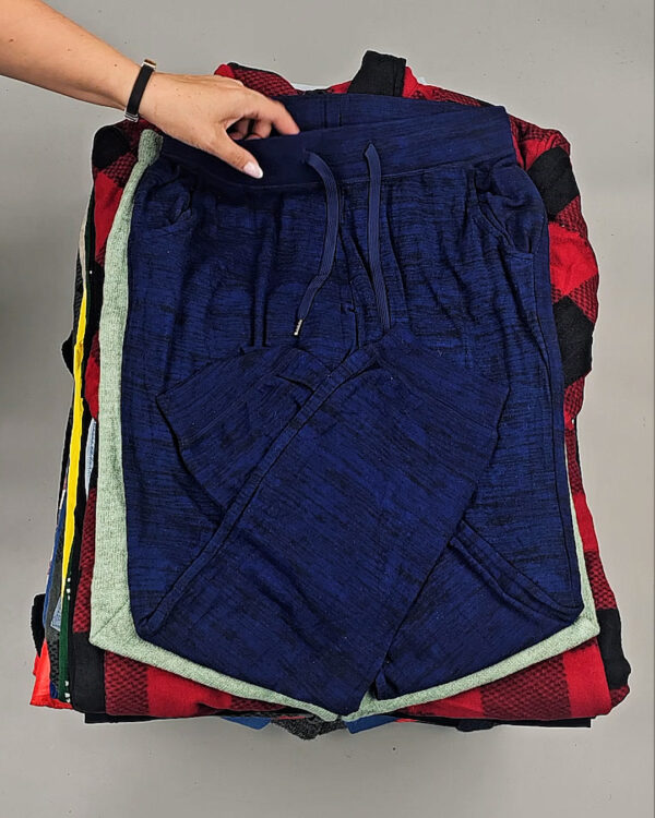 Фотография  525 - LIDL Winter mix 124#15 кг, ЛОТ №9147 оптом в Новосибирске и Новосибирской области