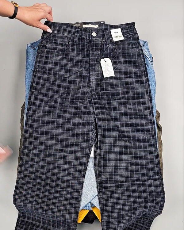 Фотография  345 - Levis mix SW 03#10 кг, ЛОТ СТ-9169 оптом в Новосибирске и Новосибирской области