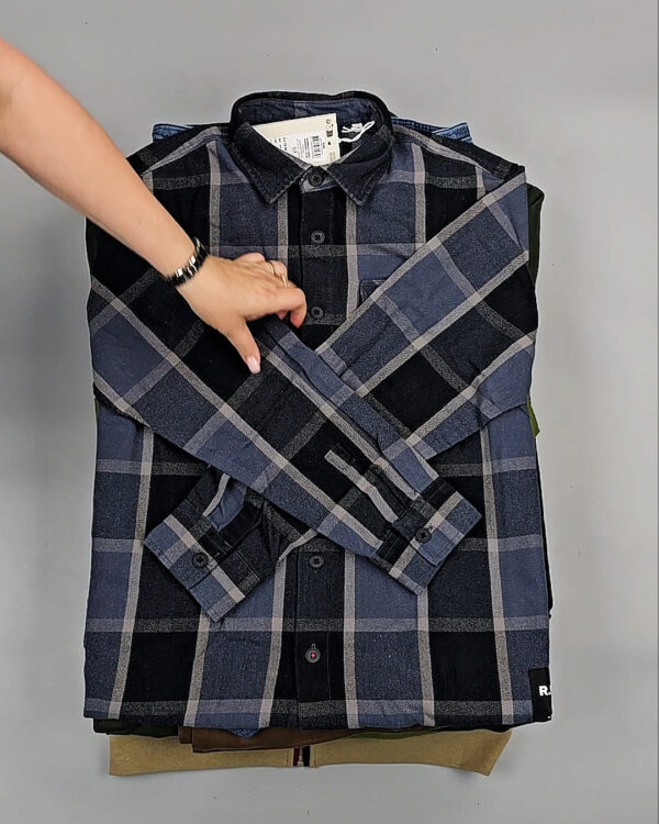 Фотография  406 - BLEND HE + Winter 075#13 кг, ЛОТ №СТ-9258 оптом в Новосибирске и Новосибирской области