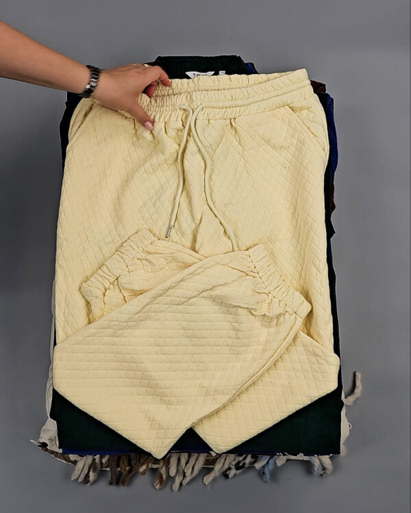 Фотография  122 - B.YOUNG Winter mix 104#15 кг, ЛОТ СТ-9196 оптом в Новосибирске и Новосибирской области