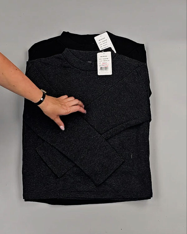 Фотография  250 - Толстовки Корея 085#7,2 кг, ЛОТ СТ-9234 оптом в Новосибирске и Новосибирской области