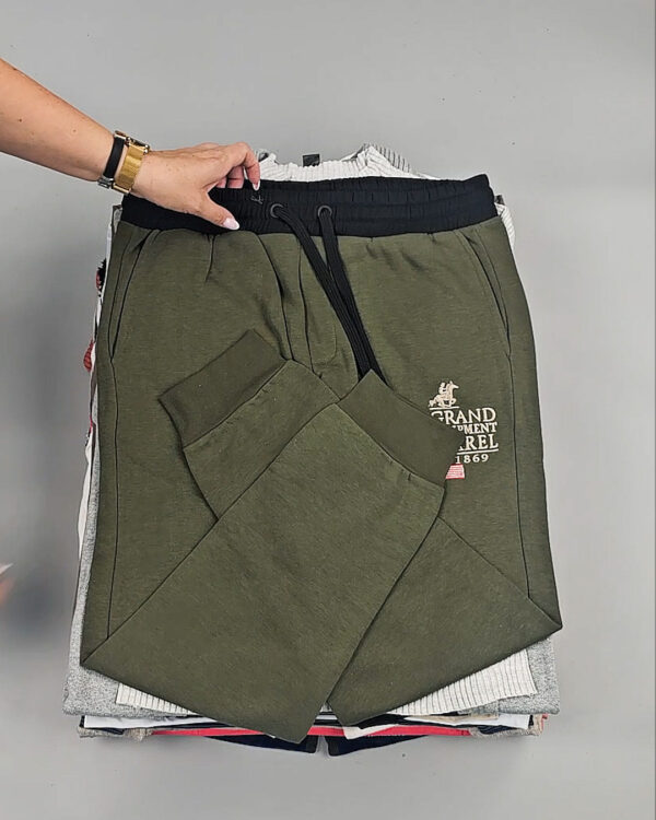 Фотография  924 - LIDL Winter mix 114#15 кг, ЛОТ №9137 оптом в Новосибирске и Новосибирской области