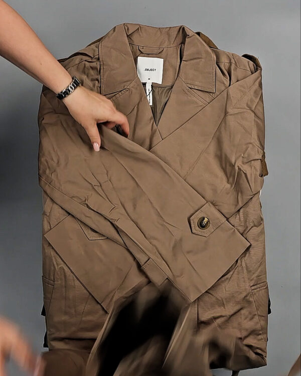 Фотография  280 - Ветровки Bestseller 045#10 кг, ЛОТ СТ-9407 оптом в Новосибирске и Новосибирской области