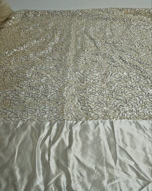 Фотография  799 - Покрывала#12,5 кг, ЛОТ СХ-0186 оптом в Новосибирске и Новосибирской области